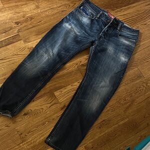 Women’s jeans